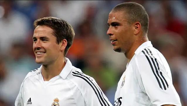 轻球员树立 轻球员树立